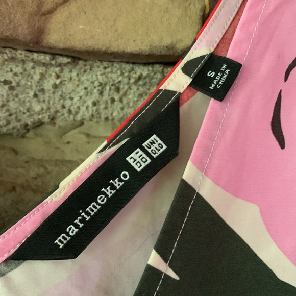 Marimekko for Uniqlo pink & red floral midi dress - Picture 2 of 8